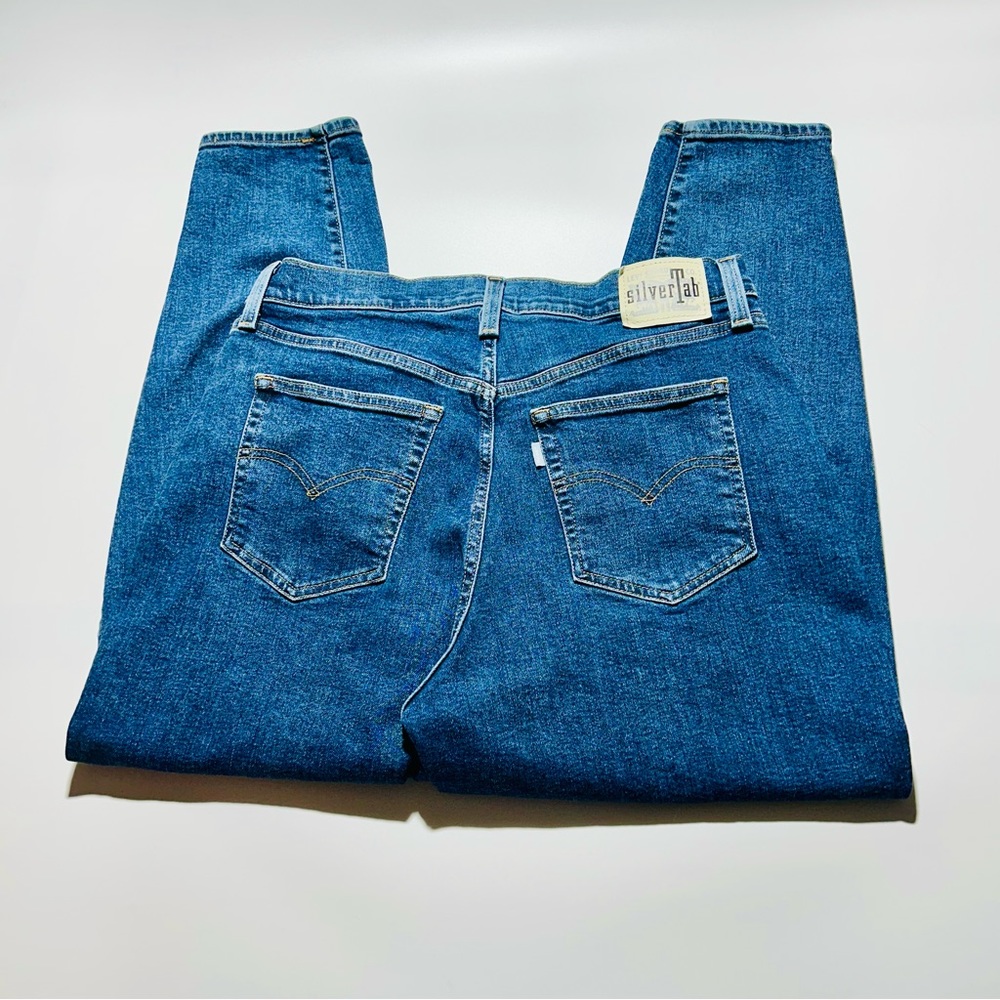 Levi’s jeans Silver tab Mom jeans classic stretchy high rise women size 32